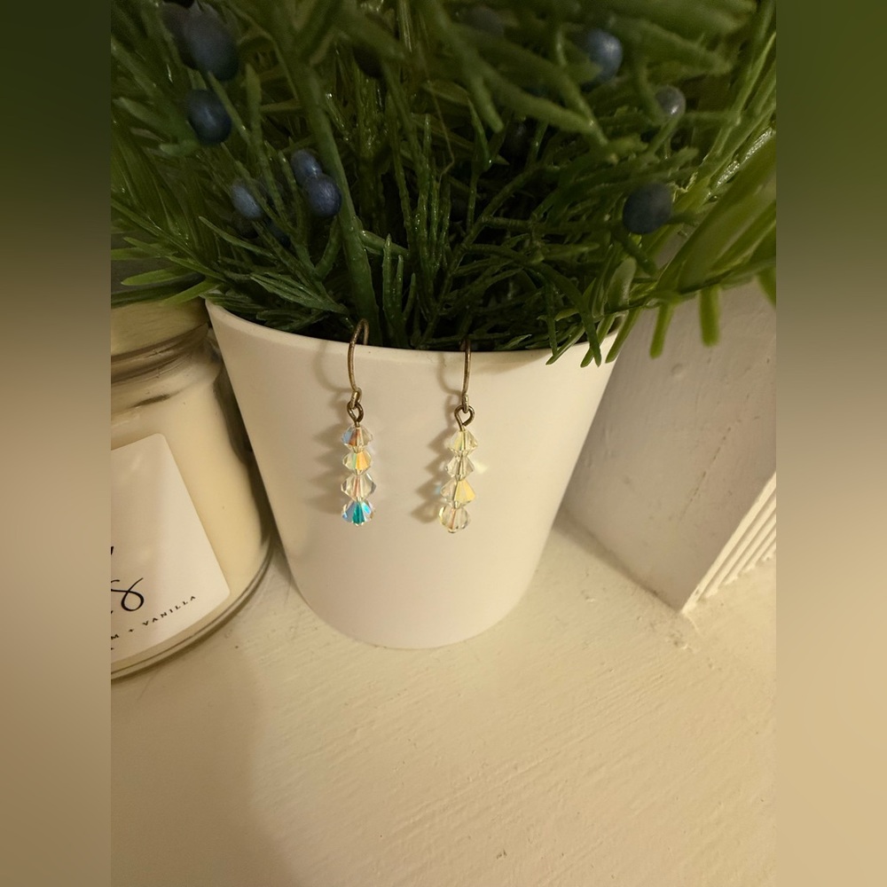 Elegant Silver Crystal Drop Earrings